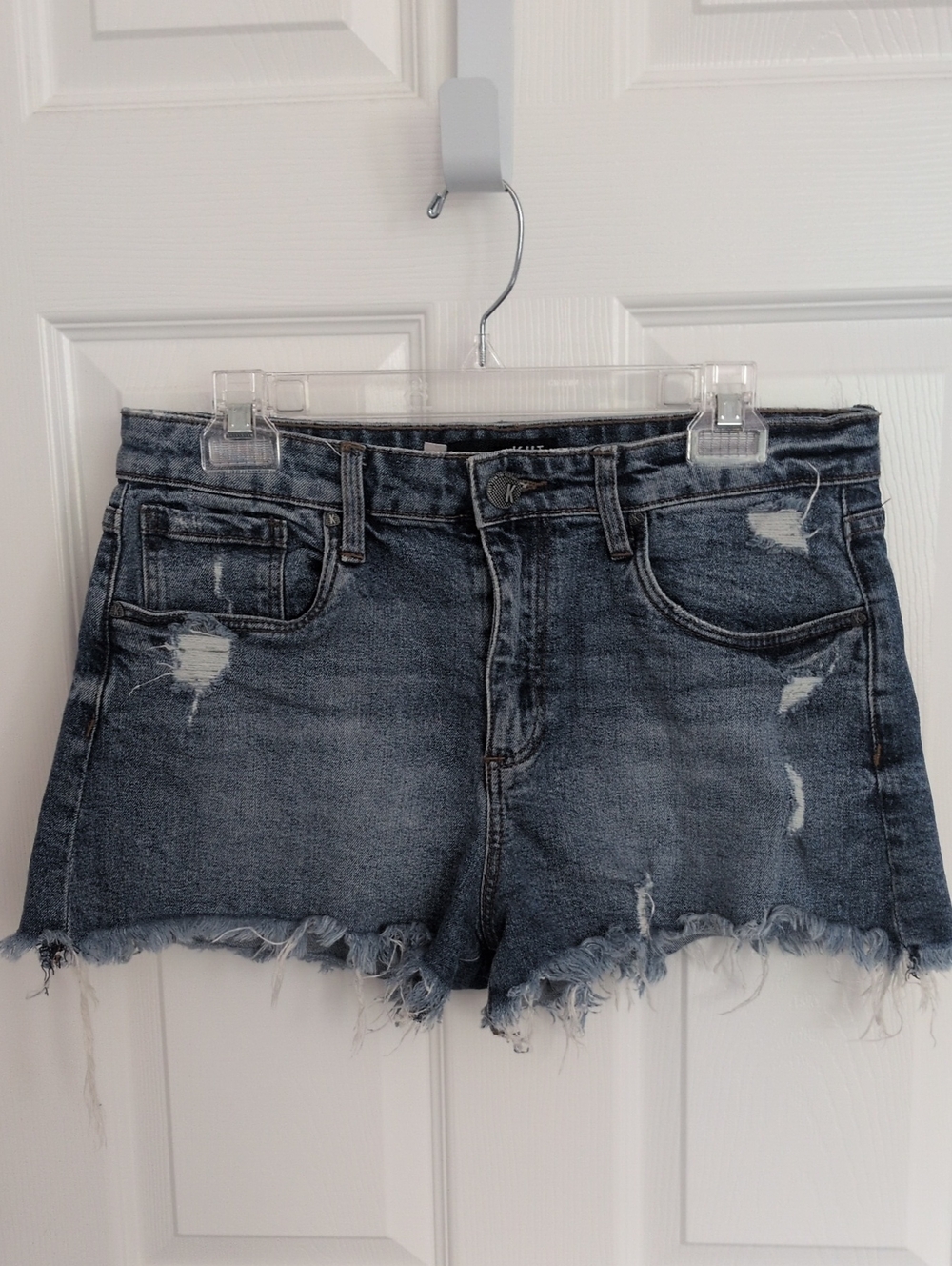 Kut From The Kloth Jane High Rise Distressed Denim Shorts - 6